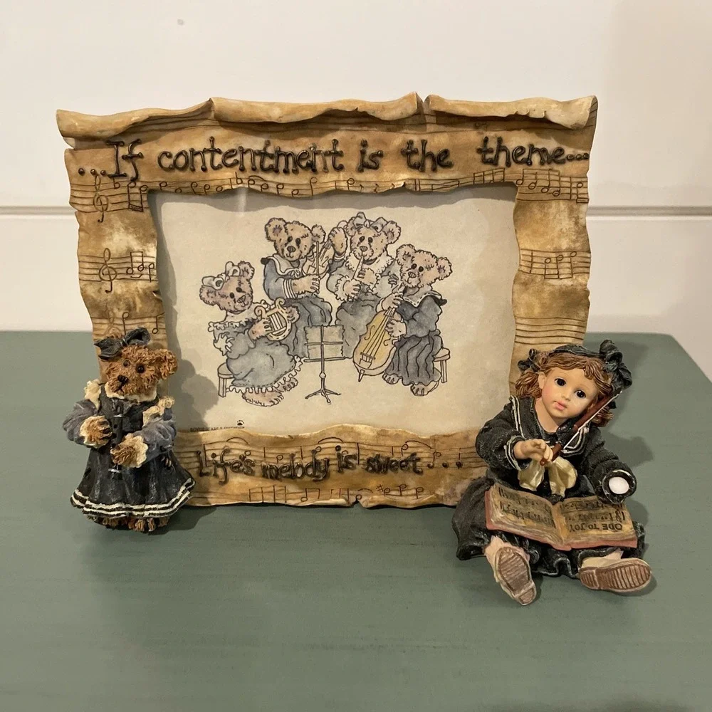 BOYDS DOLLSTONE PICTURE FRAME - LINDSEY W/ LOUISE...THE RECITAL